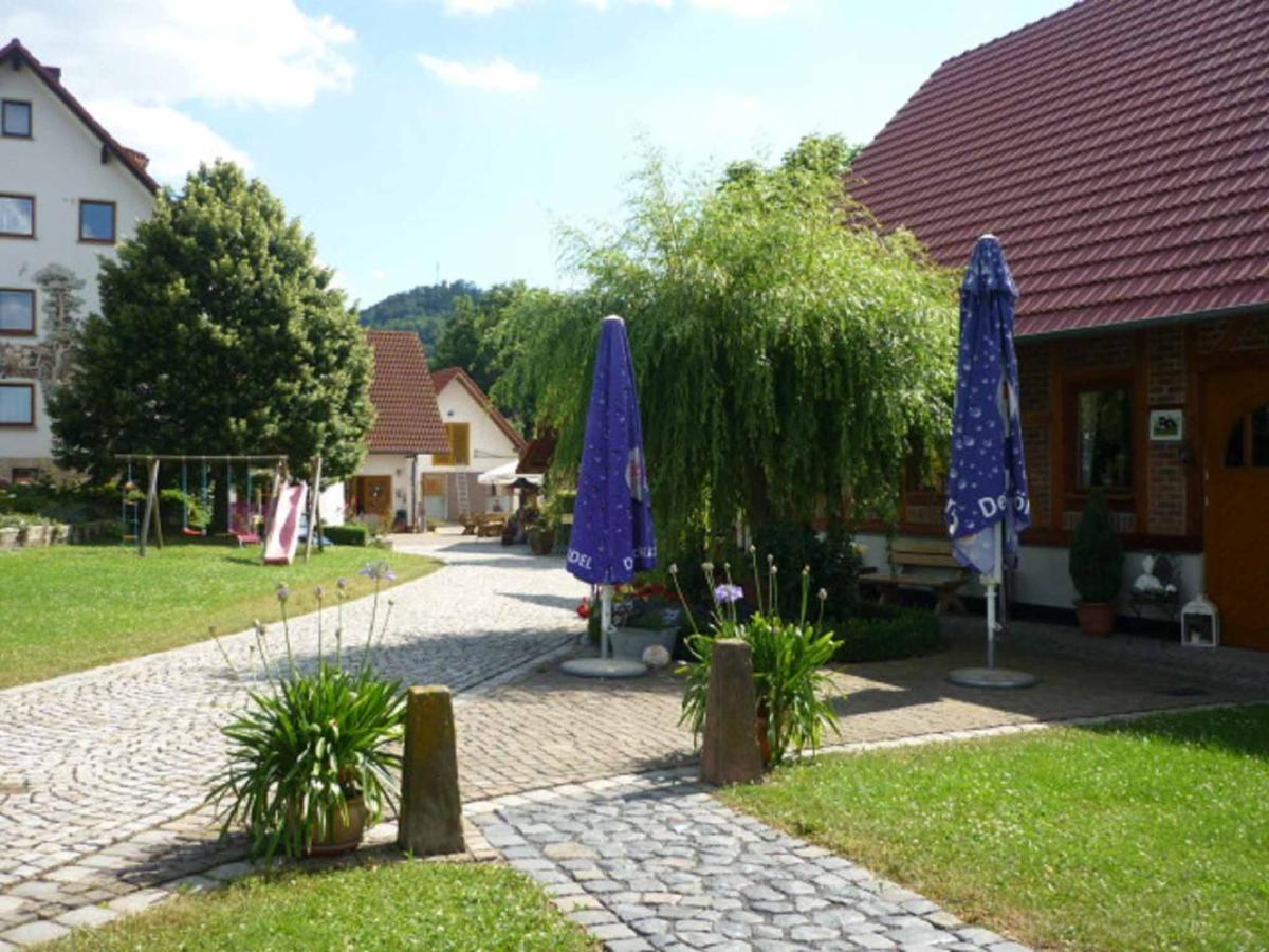 Landhotel Zur Pferdetraenke Schleid Exterior foto